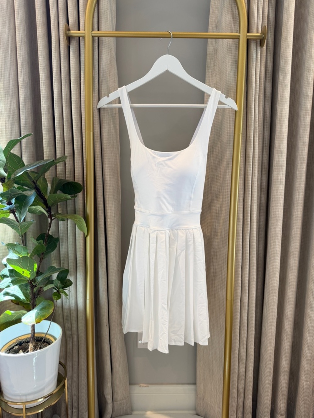 HEATHYOGA NWT Women’s White Tennis Dress